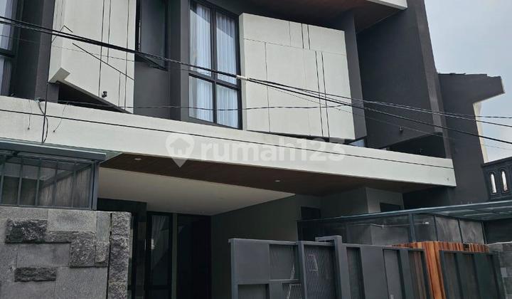 MODERN FUTURISTIC HOUSE FOR SALE, MANYAR INDAH MODERN FUTURISTIC HOUSE FOR SALE, MANYAR INDAH