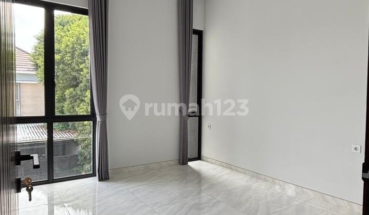 DIJUAL RUMAH HOOK DI MANYAR INDAH SURABAYA 2