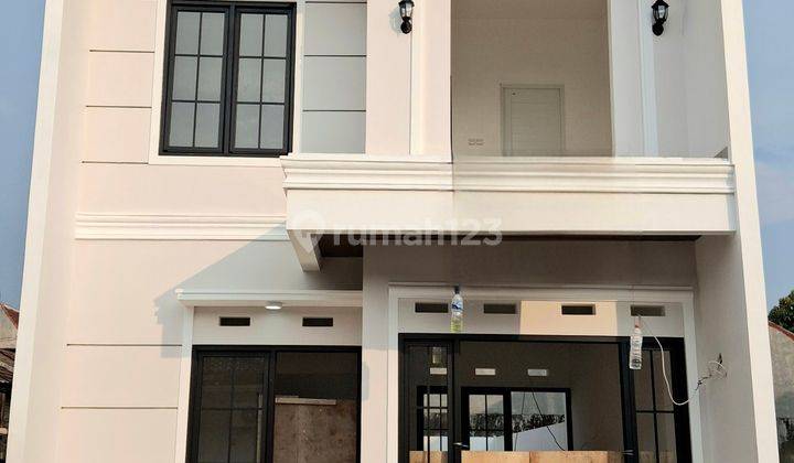 Rumah 2 Lantai Onprogres American Classic Modern Dekat Dustira 1