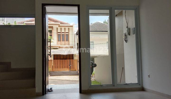 Rumah baru 2 lantai di Ciwaruga Bandung dekat setiabudi 2