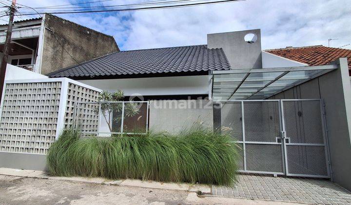 Rumah cantik siap huni di kopo bandung bisa kpr  1