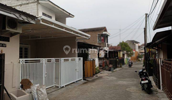 Rumah cantik minimalis di komplek gbr 1 haji gofur bandung  2