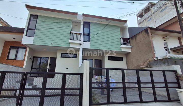 Rumah cantik minimalis siap huni di cihanjuang cimahi bisa kpr  2