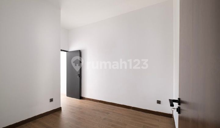 For Sale Beautiful New House in Antapani Bandung ******** 2