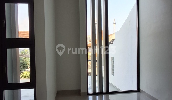 Rumah Minimalis Modern Area Batununggal Bandung bisa KPR 2