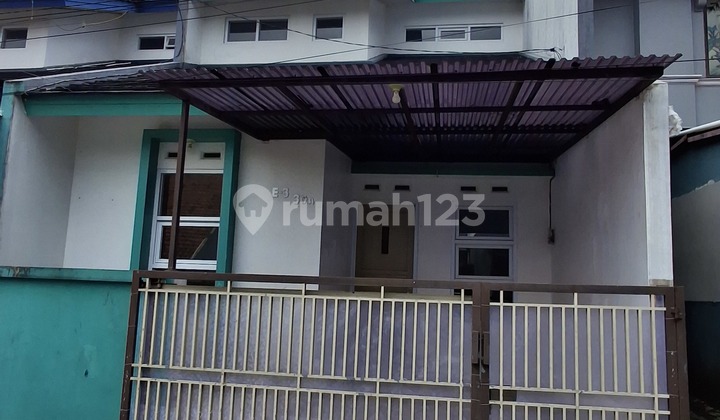 For Rent 3 Bedroom House Best Offer. in Permana Cimahi