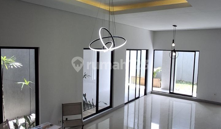Ready-to-Occupy New House in Setiabudi Bandung Negotiable Price 2