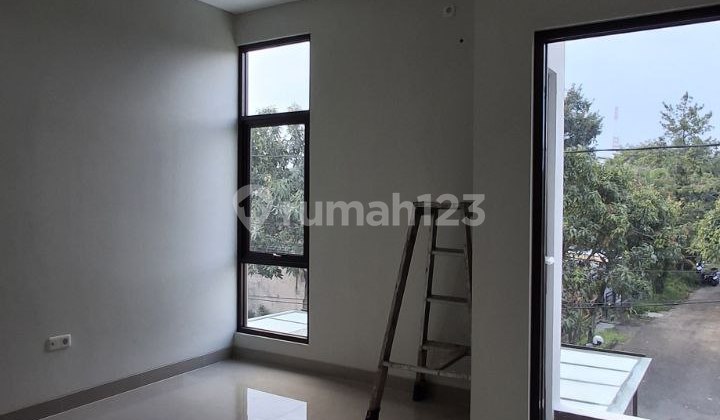 Beautiful, attractive, and strategic house in Margahayu, Bandung, eligible for KPR. 2