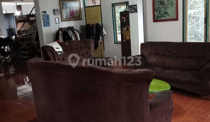 Turun harga Padasuka Bandung Tanah besar, semi villa Cocok untuk keluarga besar 2