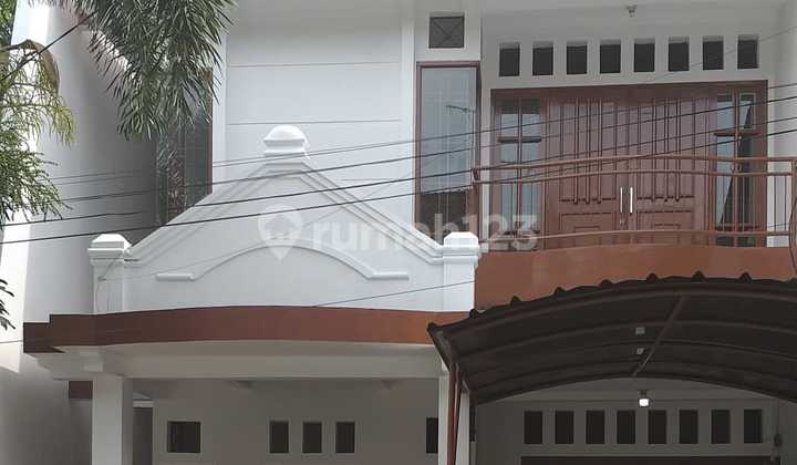 Rumah Minimalis siap huni dalam komplek di Cigadung