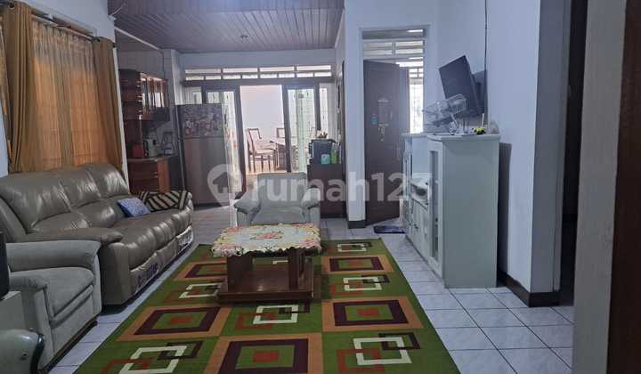 Jual Rumah Tinggal Sayap Buah Batu, Daerah Turangga Lengkong Kota Bandung