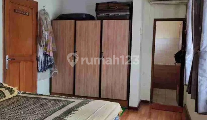 Rumah Bagus Terawat Semi Furnish di Antapani Bandung 2