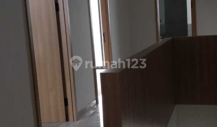 NEW MODERN INDUSTRIAL di Turangga Buah Batu Bandung dkt Trans Mall area Perkantoran dan Bisnis Desain Cozy plafon Tinggi