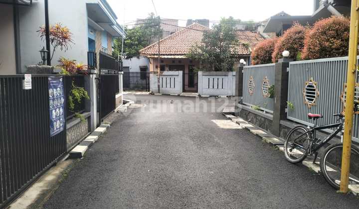 H. Bardan Buah Batu Bandung, dekat  Masjid