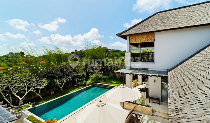 Murahhh ...villa Cantik Dengan Tropical Style Di Pecatu Uluwatu, Jimbaran..10 Menit Ke Gwk , Pantai Padang2 Dan New Kuta Golf...12 Menit Ke Pantai Bingin. 2