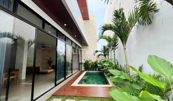 Villa Cantik Di Munggu Pemaron Residen Dekat Canggu...10 Menit Ke Pantai Munggu , 15 Menit Ke Pererenan Dan 17 Menit Ke Nuanu