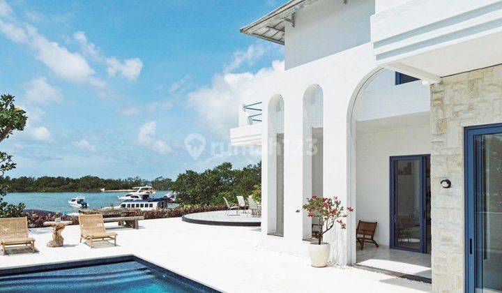 Beach Front Villa With Spectacular Sunset Spot At Area Jalan Pratama Tanjung Benoa , Nusadua ....5 Minutes To Hotel Nikko Bali Benoa Beach And 15 Minutes To Hotel Apurva Kempinsky  1