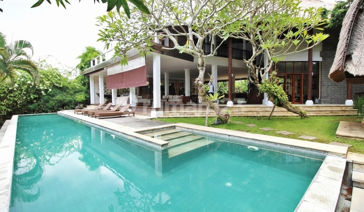 Murah..Dihitung Dibawah Harga Pasaran Tanah...Bonus Bangunan Villa di Umalas..3 Menit ke Liga Tennis Padel Umalas dan 6 Menit ke Sekolah Internasional Proeducation dan Lycèè Francais De Bali Internasional School 2