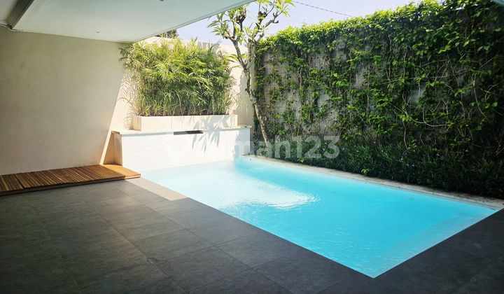 Villa Cantik Minimalis Style Cluster Onegate System di Jimbaran Bawah Dekat Pantai Jimbaran ...Lingkungan Hotel2 Berbintang Seperti Intercontinental , Four Seasons Dll