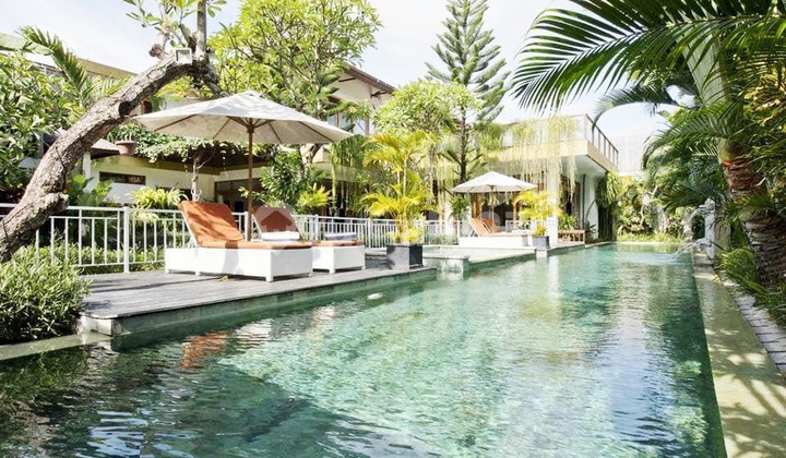 Beautiful Villa Dengan Kolam Renang Yang Panjang Dan Halaman Kebun Yg Luas Di Kerobokan Dekat Seminyak .. Dekat Sekolah Internasional Bali Kiddy 2