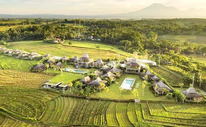 Luxury and Beautiful Retreat villa with Ocean and rice field view, inspired by ancestral balinese and javanese architecture at Tangguntiti Beraban,Tabanan  2