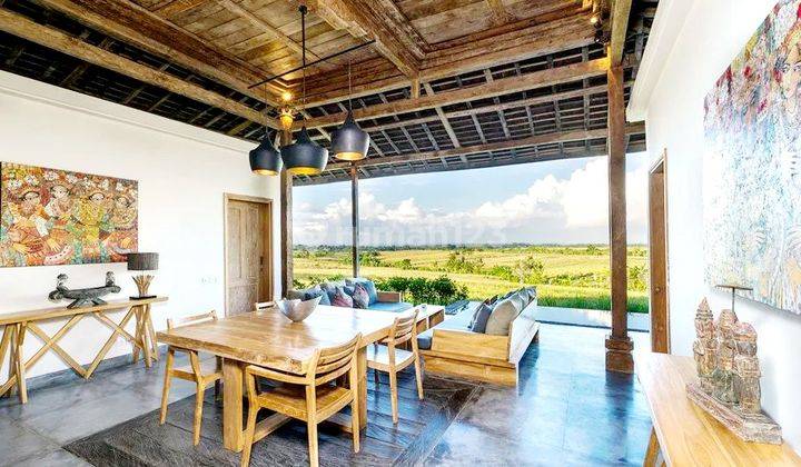 Luxury and Beautiful Retreat villa with Ocean and rice field view, inspired by ancestral balinese and javanese architecture at Tangguntiti Beraban,Tabanan  17