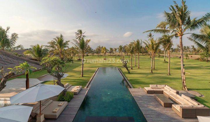 Spektacular Exclusive Luxurious villa estate with Tennis Courts , 20 minutes to Tanah Lot Temple and 22 Minutes to Echo beach/Batu Bolong beach in Tabanan Bali 1