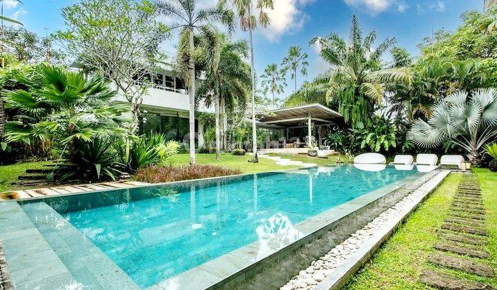 Beautiful villa with Larga Garden , around 500 meters to the Beach at Kedungu ,Tabanan bali 1