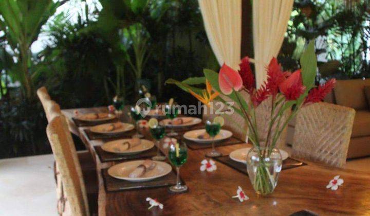 Villa minimalist tropical style dengan lingkungan yang Nyaman dan dengan Taman yang Luas, dekat pantai dan hanya 5 menit ke pantai Sanur di Padang Galak , Sanur  8