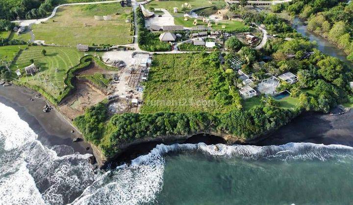 Stunning Cliff Land,  This unique plot is situated on the elevated headland overlooking the Indian Ocean at Beraban , Tabanan near Tanah Lot  1