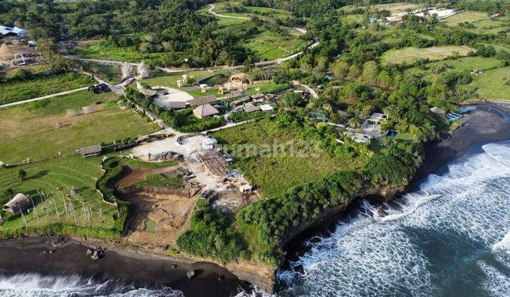 Stunning Cliff Land,  This unique plot is situated on the elevated headland overlooking the Indian Ocean at Beraban , Tabanan near Tanah Lot  2