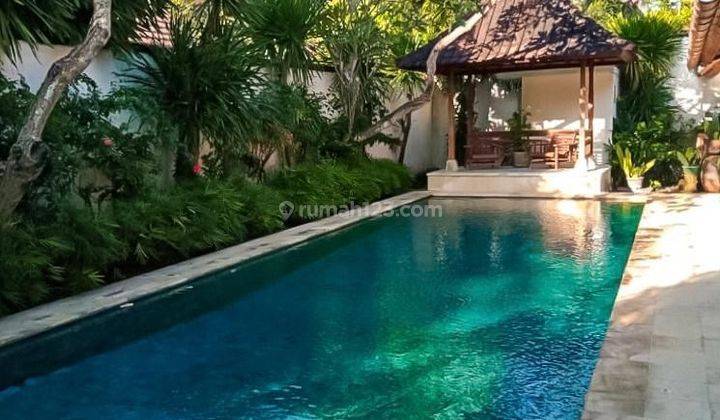 Beautiful villa in the heart of Sanur , walking distance to the beach...200 meter to Sanur Beach , located in the villa complex with 24 hours security  at Sanur 1