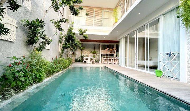 Beautiful villa with sea view at Petitenget Seminyak... Just 300 meters walking distance to seminyak beach , 5 minutes to Potato Head,  7 minutes to seminyak sequare and 10 minutes to Canggu area 1