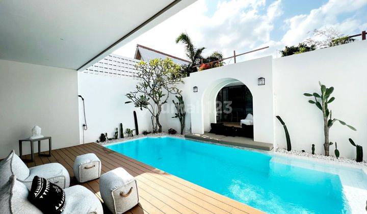 Brand new stunning villa with industrial style , just 5 minutes drive to the Famous Pererenan Beach at Pererenan Canggu  1