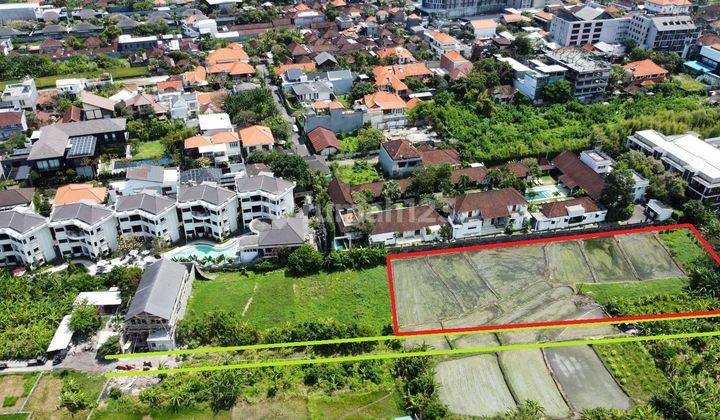 Land 3,573m2 only 450 meters to Pison Seminyak and 200 meters to Livingstone on Jalan Lebak Sari, Seminyak  1