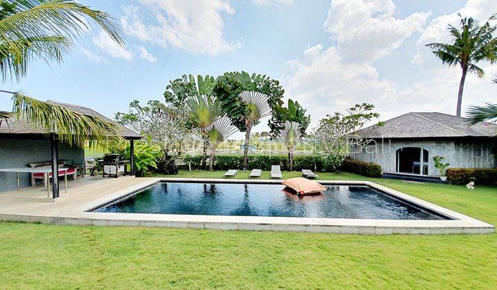 Javanese Wooden Villa View Sawah Abadi , hanya 6 menit ke Pantai Nyanyi di Nyanyi Canggu 1