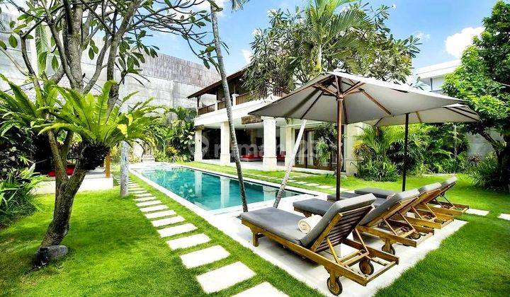 Beautiful villa near Double six beach at seminyak Kuta, Badung Bali 1