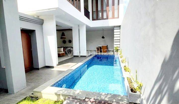 Villa cantik berada dalam cluster onegate system di Petitenget, Seminyak... 1