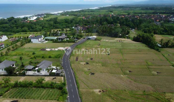 Land 3075m2 near Ciputra beach resort, Pangkung Tibah Tabanan ..850 meters to Batu Tampih Beach, 5 minutes to Bali Beach Clamping and 10 minutes to Kedungu Beach  1