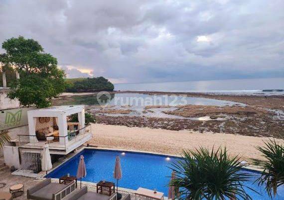 Beach Club dalam kondisi BerOperasi dengan izin2 seperti Operational  Restaurant  , Bar , Beach Club dll dengan Penghasilan 50 juta per Hari di Balangan , Jimbaran  1