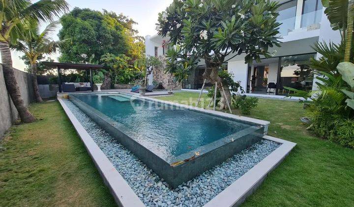 TURUN HARGA...Brand new Luxury Minimalist villa with Rice field view at Cemagi, Canggu... 5 minutes drive to Cemagi beach and 15 drive to Pererenan Beach  1