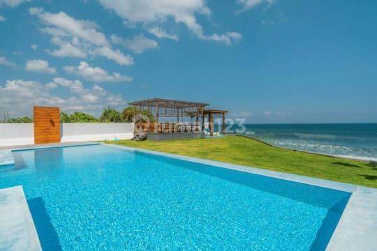 Beach Front Villa at Pasut Beraban , Tabanan....25 menit ke Pantai Kedungu  , 30 menit ke Tanah Lot dan 40 menit ke Pererenan Beach Canggu 1