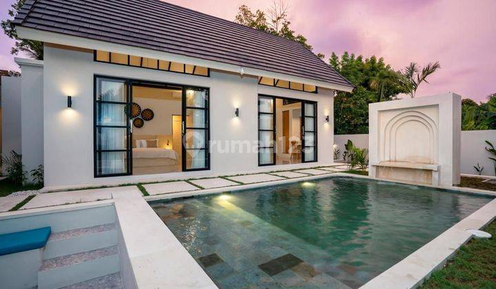 Brand new villa at Padonan Canggu...15 minutes to Atlas beach Fest and Finns Beach club  2