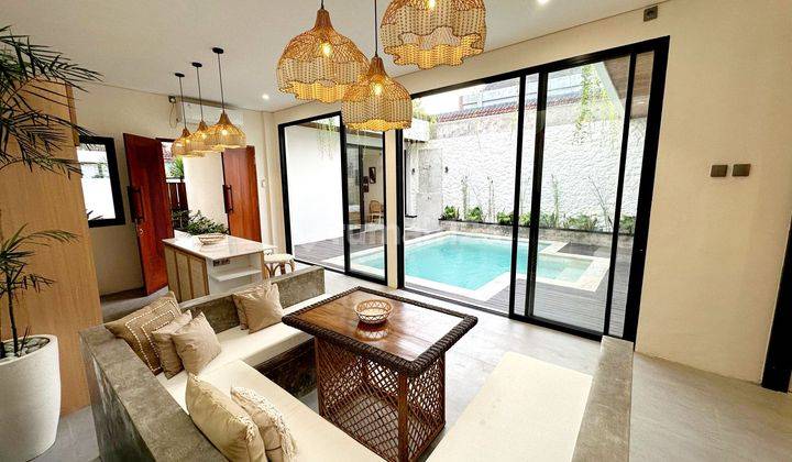 Brand new villa at Berawa, Canggu... 5 minutes drive to Atlas beach Fest and Finns Beach club  2