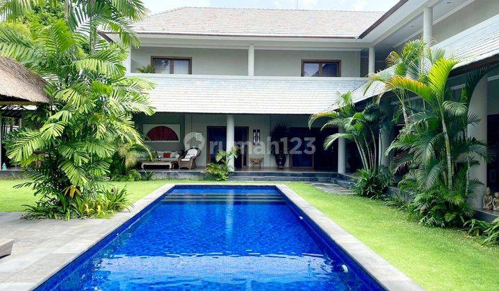 Luxury Villa at Beach side Sanur ...walking distance to Mertasari beach  1