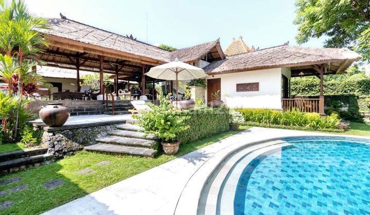 Beautifulvillaat Cluster Onegate At Padang Linjong, Echo Beach Canggu...a Few Minutes To Echo Beach 2