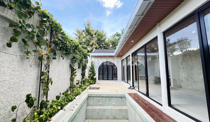 Villa Baru dengan 3 Kamar Tidur di Puri Gading , Jimbaran ...5 Menit ke Sekolah Internasional Taman Rama dan 9 Menit ke Pantai Jimbaran 2