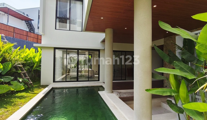 Villa Baru Cluster Onegate Modern Minimalis Style di Jimbaran..400 Meter ke 70 Fahrenheit Koffie dan 800 Meter ke Rumah Sakit Udayana 2
