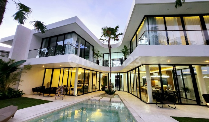 New Modern Style Villa in Umalas...Close to International School and Near Canggu as well as Seminyak Area New Modern Style Villa in Umalas...Close to International School and Near Canggu as well as Seminyak Area
