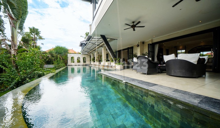 Turun Harga ... Beautiful Luxury Villa Dengan Fasilitas Gym Dan Bilyard Di Tibubeneng Canggu..15 Menit Ke Pantai Berawa Dan Atlas Beach Club 2